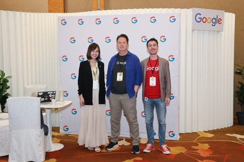 An exhibitor booth at DNEXA 2025